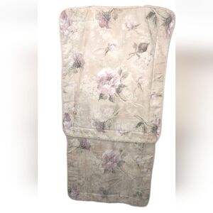 Vtg USA Croscill Floral 2 Pillow Shams Standard Sz 21/27 Cream Jacquard Script